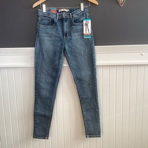 Girls’ Super High Rise Skinny Levi Jeans sz16
